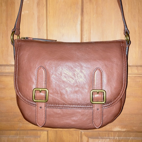 Frye Handbags - NEW WITH TAG FRYE Lily Leather Crossbody MSRP $358